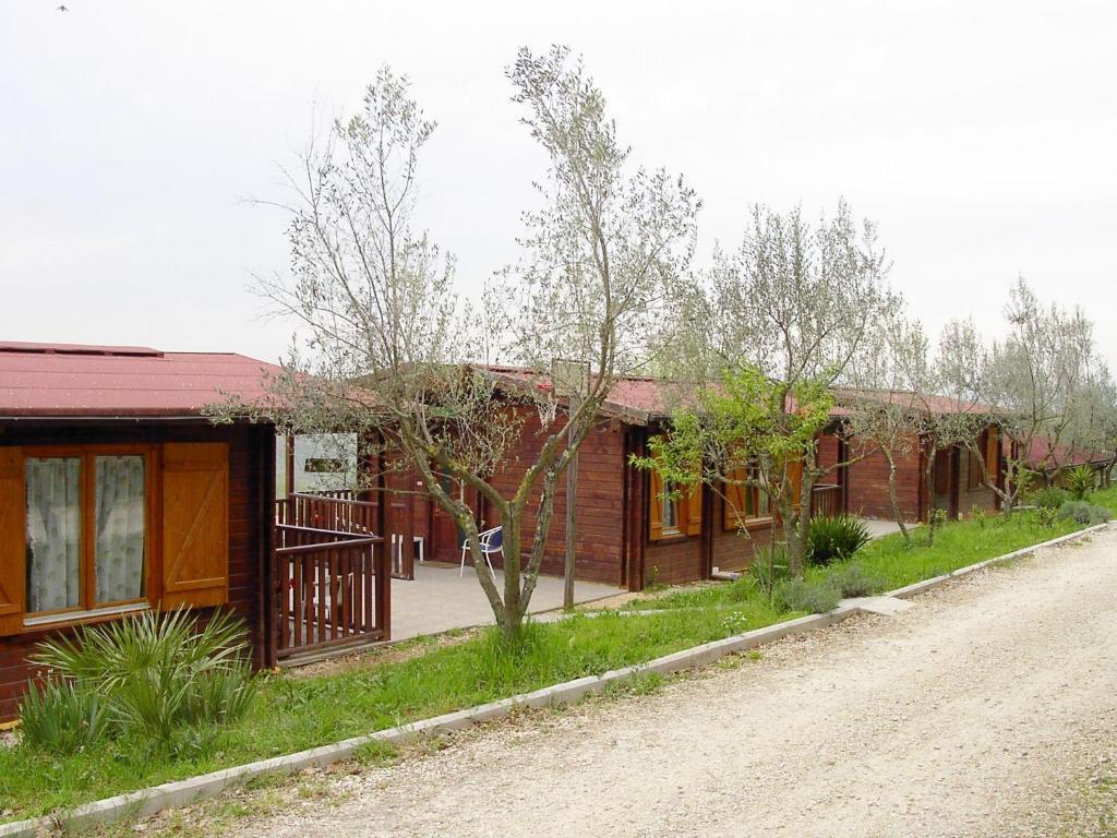 Small Bungalow,7551260:JPEG